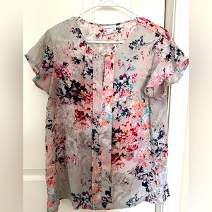 Liz Claiborne Floral Flutter Sleeve Blouse